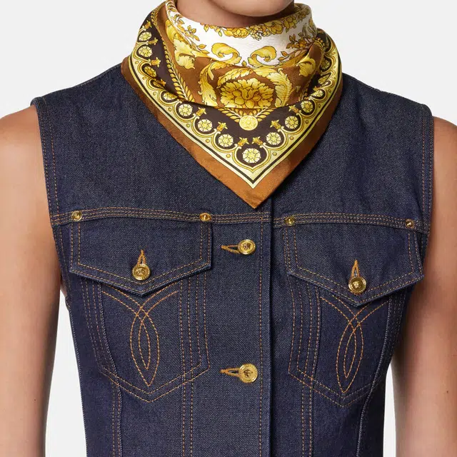 VERSACE