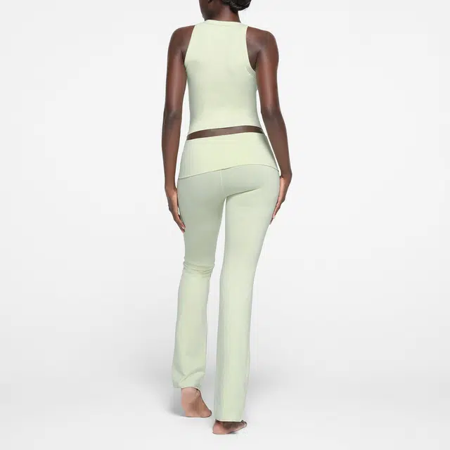SKIMS COTTON JERSEY CREW NECK TANK PISTACHIO