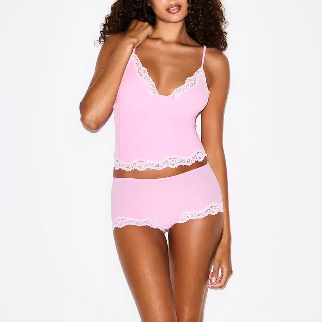 SKIMS FW25 FITS EVERYBODY LACE TRIANGLE CAMI AND BOY SHORT SET