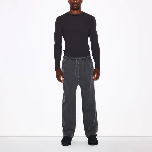 SKIMS FITS EVERYBODY FW25 MENS SLIM LONG SLEEVE T-SHIRT T