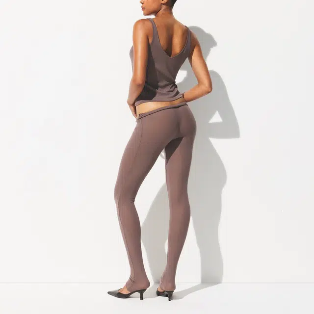 SKIMS FW25 SHEER RIB V NECK TANK V