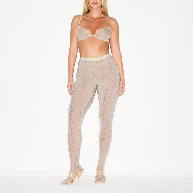 SKIMS FW25 MILKY SHEER FOOTED LEGGING