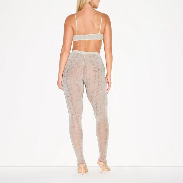 SKIMS FW25 MILKY SHEER FOOTED LEGGING