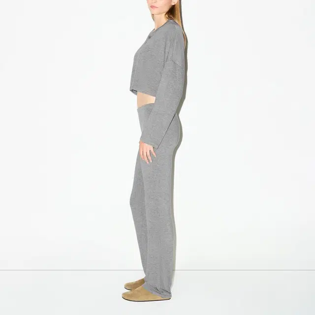 SKIMS LIGHTWEIGHT MODAL CROPPED HENLEY FW25T