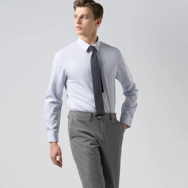 依文 时尚休闲简约尖领修身长袖衬衫 男款 兰色