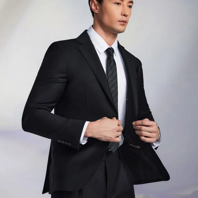 依文 时尚休闲简约长袖西装 男款 黑色