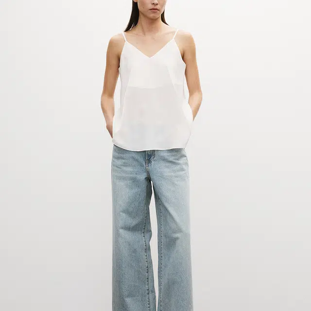 RECTO SS25 BACK OPEN CAMISOLE TOP V