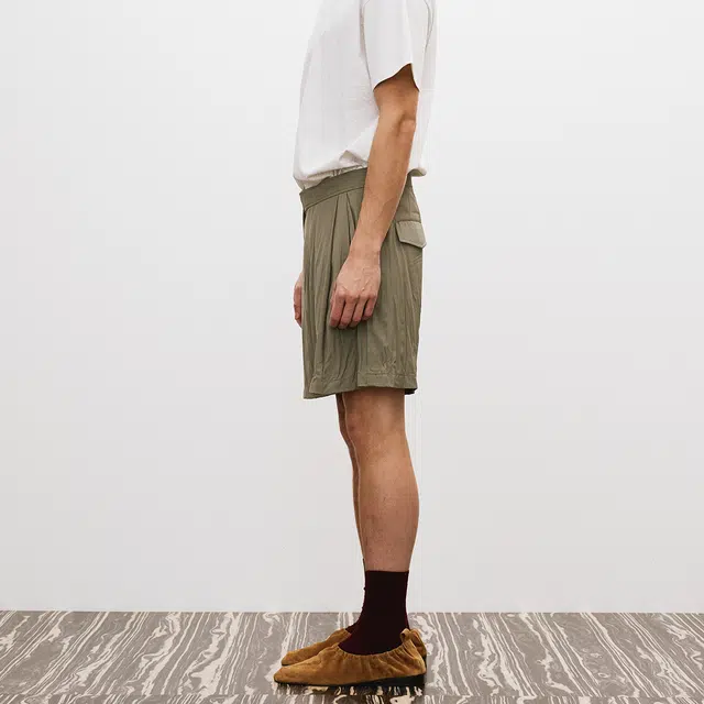 RECTO SS25 WRINKLE DETAIL BELTED SHORTS