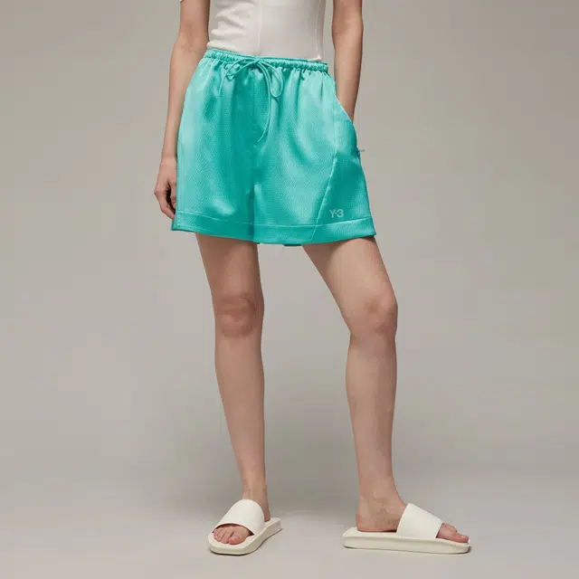 adidas TECH SEERSUCKER SHORTS