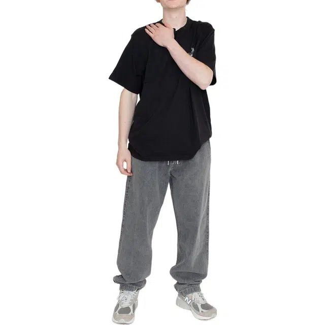 levis T