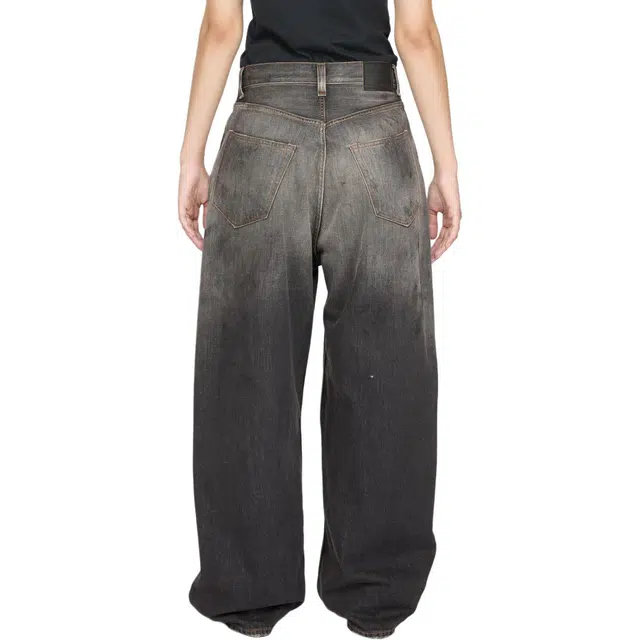 Acne Studios