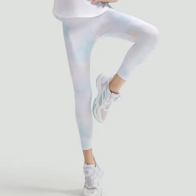 安踏儿童 艺术体操系列 晕染冰丝凉感修身打底裤 儿童款 纯净白