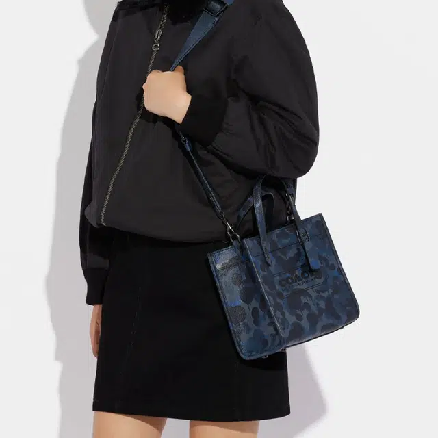COACH Field 22