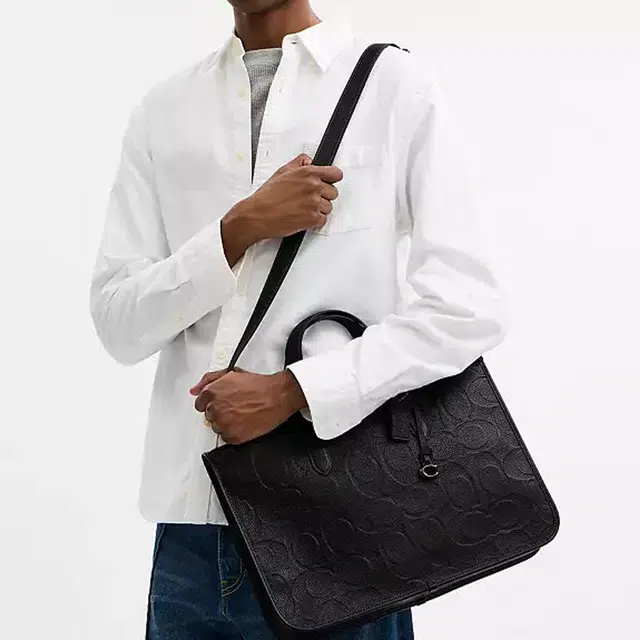 COACH Isaac Maxi 40