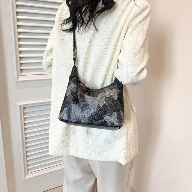 單倉 小众新中式流行百搭 尼龙布 单肩包 女款 银色/金色