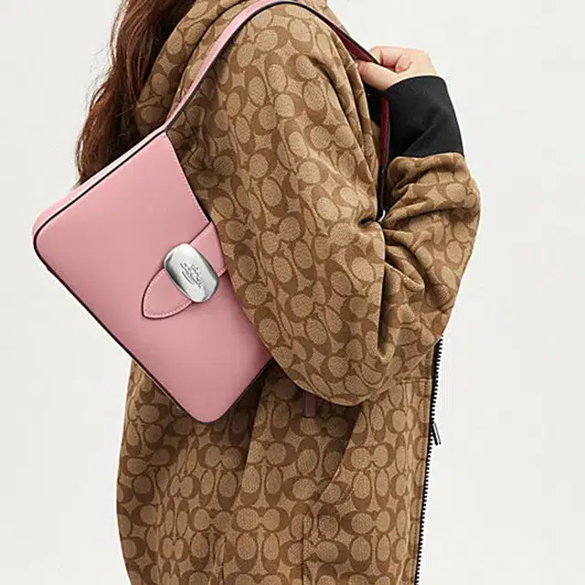 COACH Eliza 25