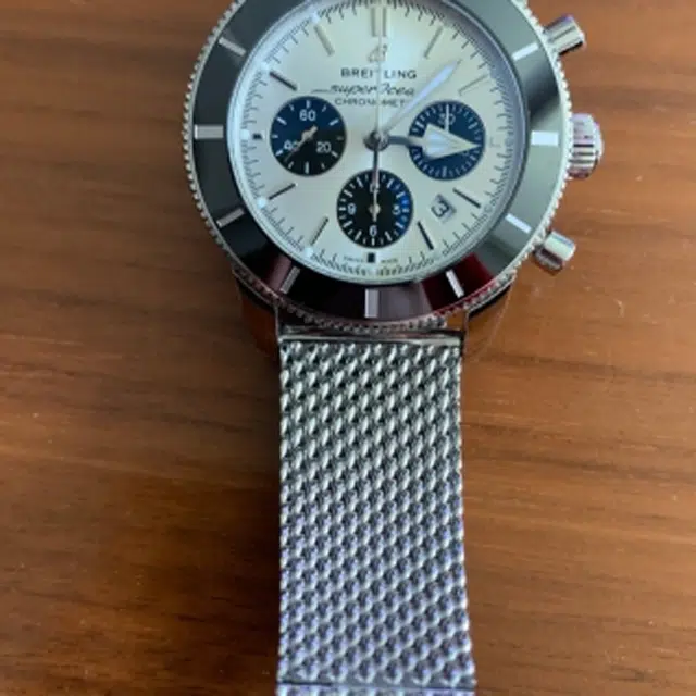 BREITLING 200 44mm