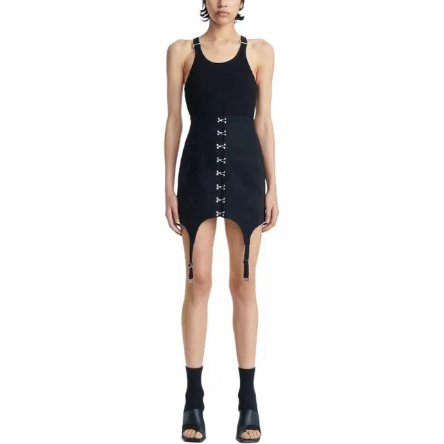 DION LEE