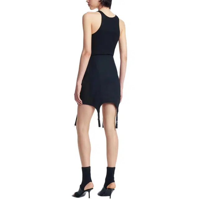 DION LEE