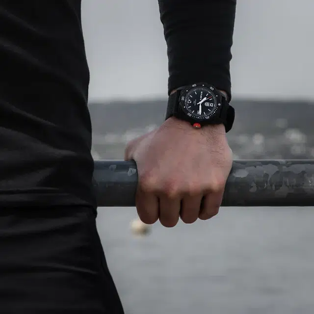 LUMINOX 200 42mm