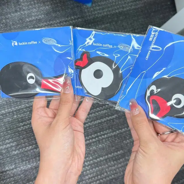 LUCKIN COFFEE X Pingu