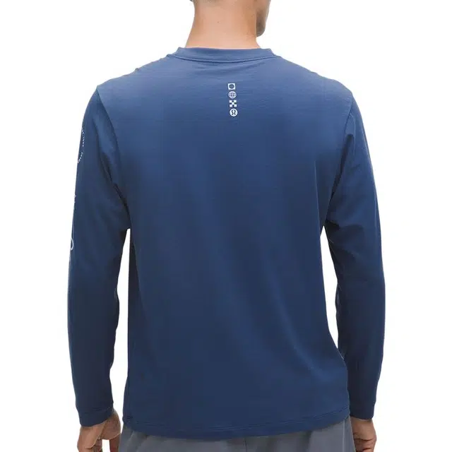 lululemon Zeroed In logoT