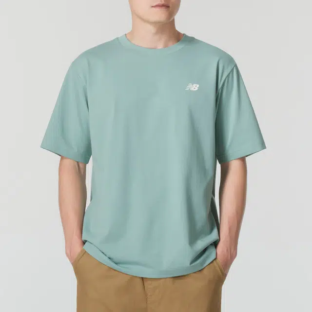 New Balance logoT