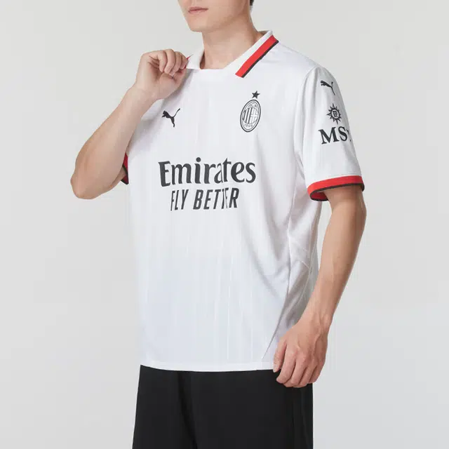 PUMA logo T