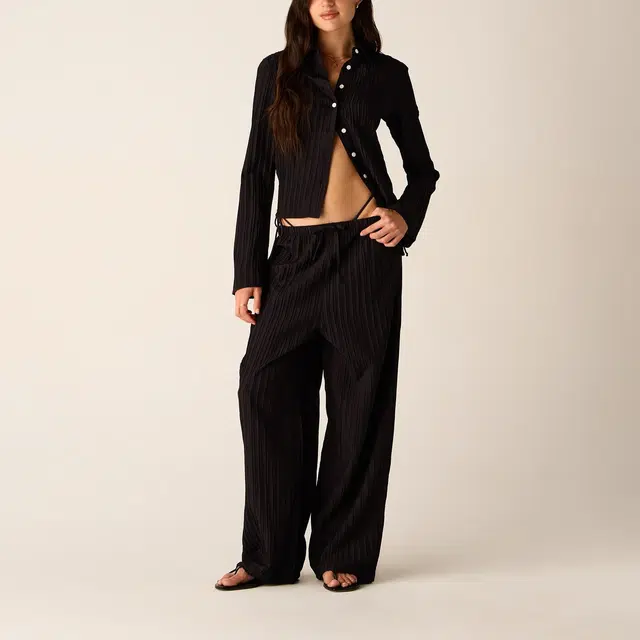 KITH SS25 Elvira Plisse