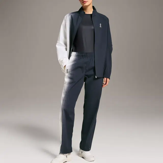 On Court Track Jacket