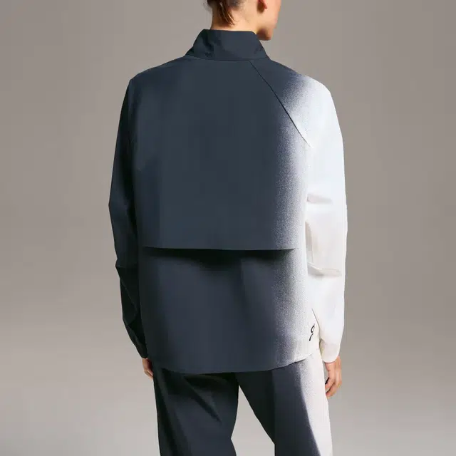 On Court Track Jacket