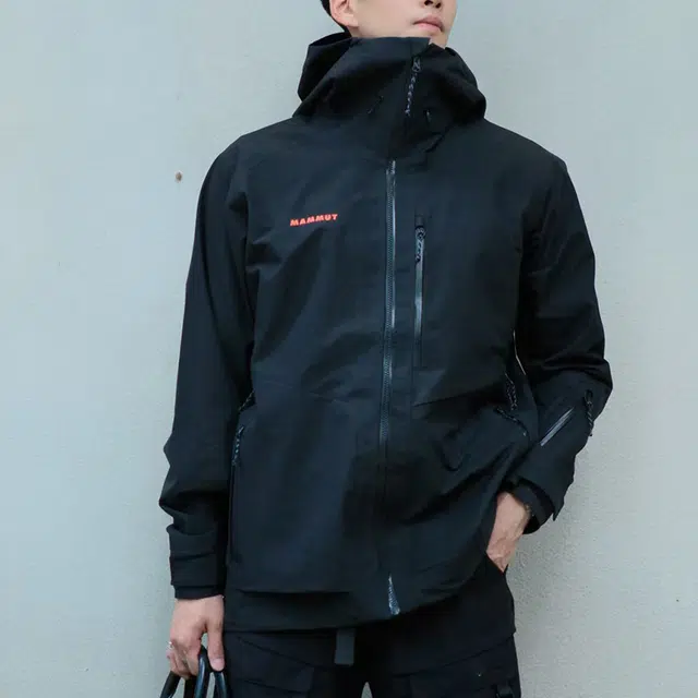MAMMUT Mountain GTX Pro