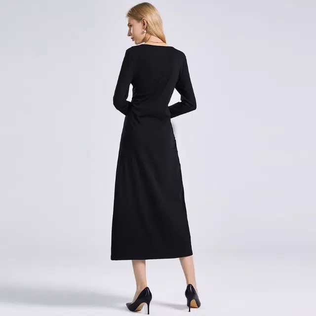 NINE WEST