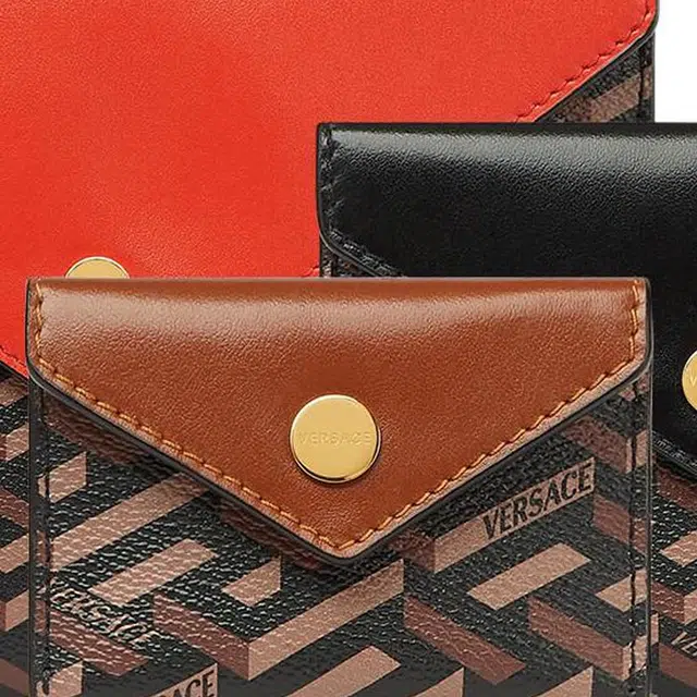 VERSACE