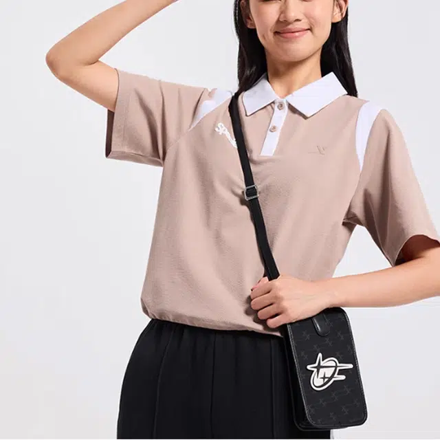 特步 时尚百搭 纺织织物 单肩斜挎包 男女同款情侣款 黑色