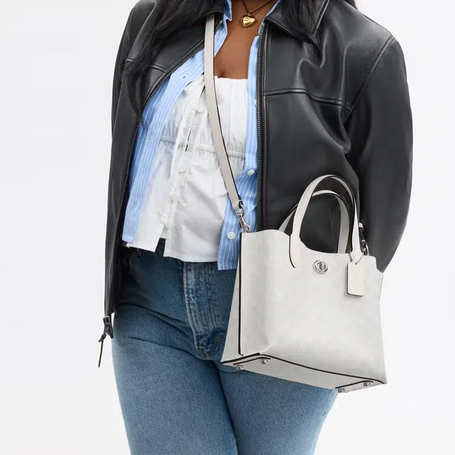 COACH Willow 24 Logo Tote