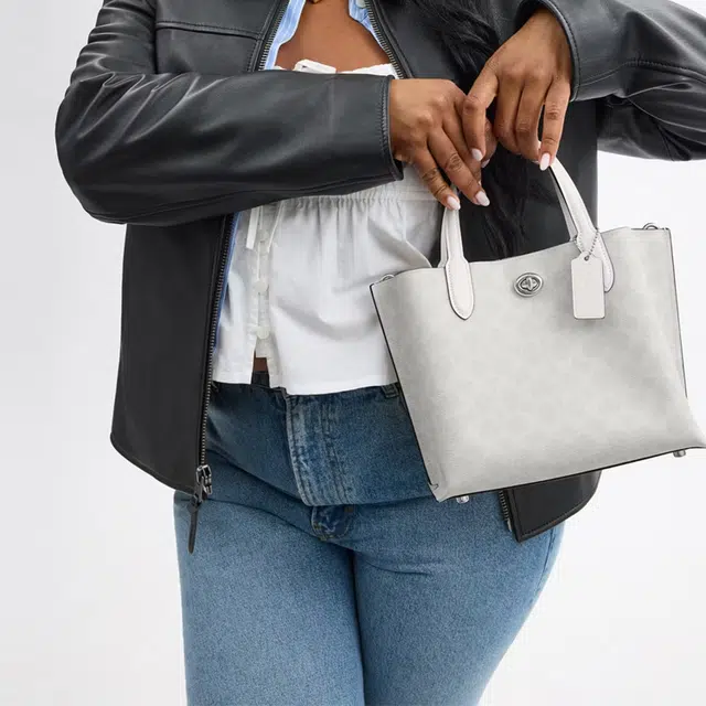 COACH Willow 24 Logo Tote