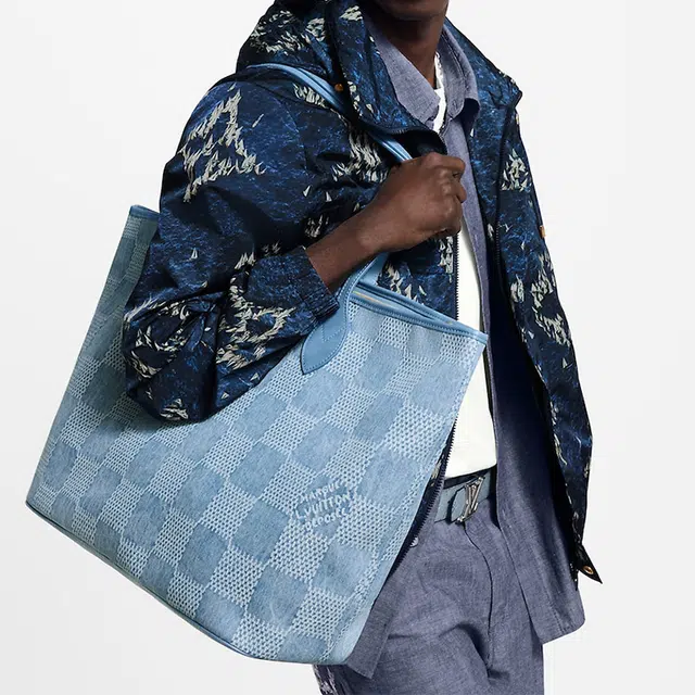 LOUIS VUITTON Nevereverfull