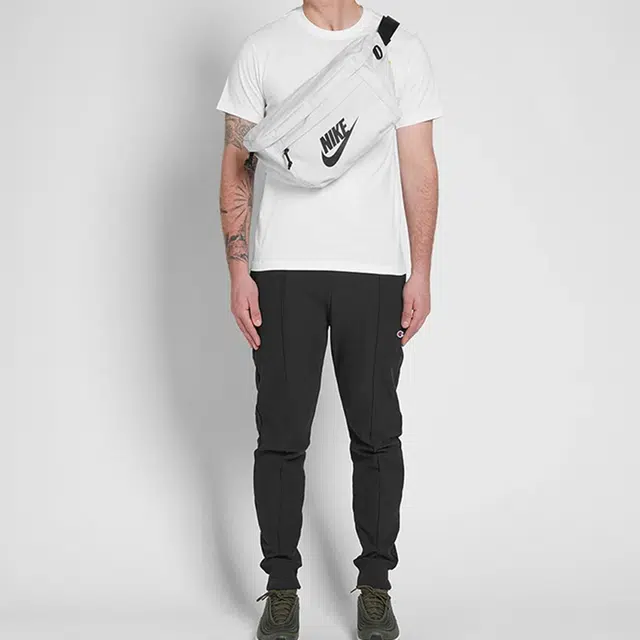 Nike Logo