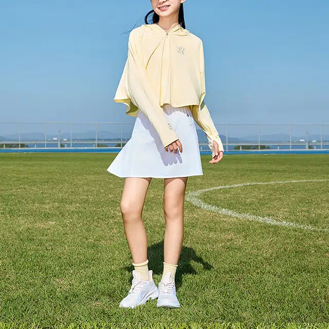 乔丹夹克 时尚舒适百搭连帽 淡雅黄 中小童