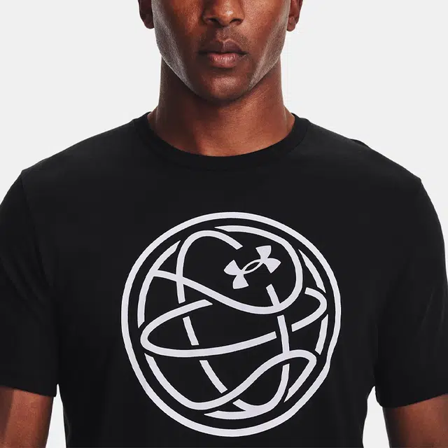 Under Armour T