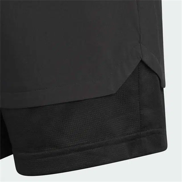 adidas SPORTSWEAR SHORTS logo