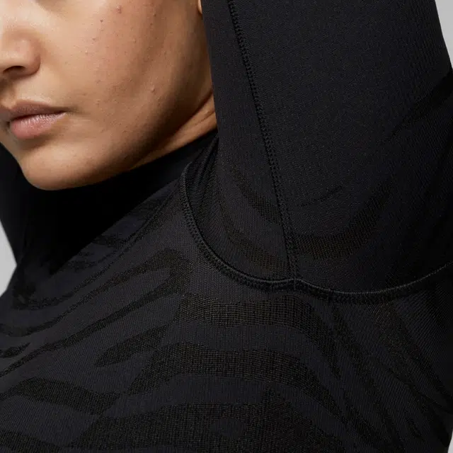 adidas x Stella McCartney SEAMLESS YOGA CROP TOP T