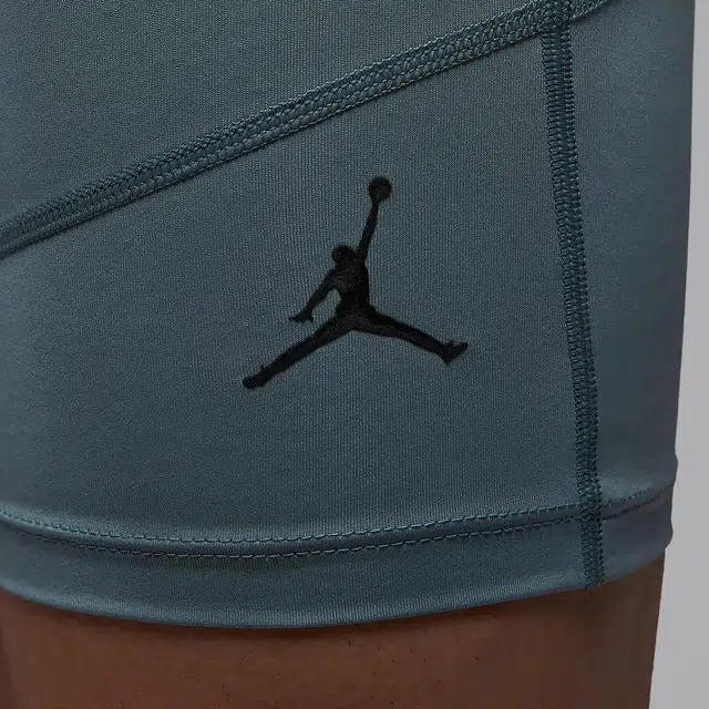 Jordan Sport Dri-FIT