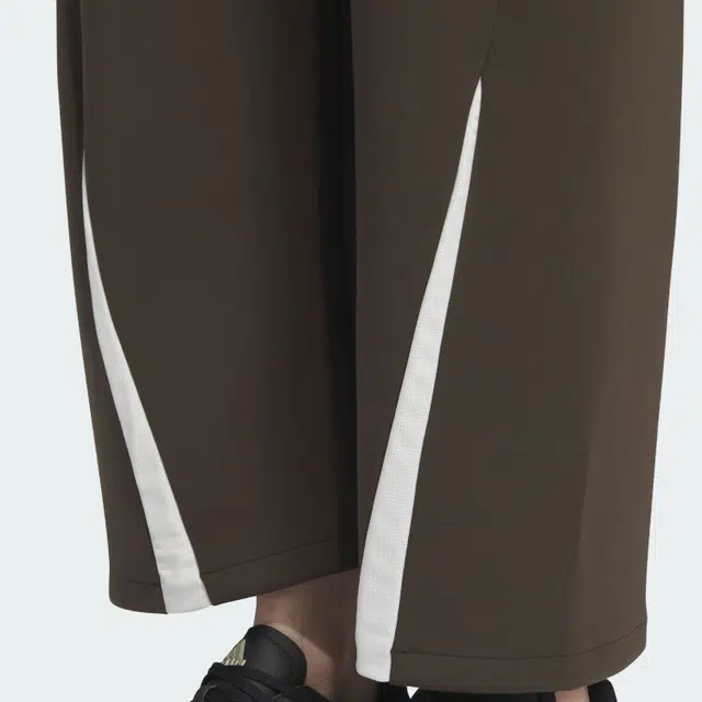 adidas FW24 PRE WOVEN TRACKSUIT BOTTOMS