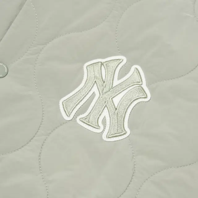 MLB