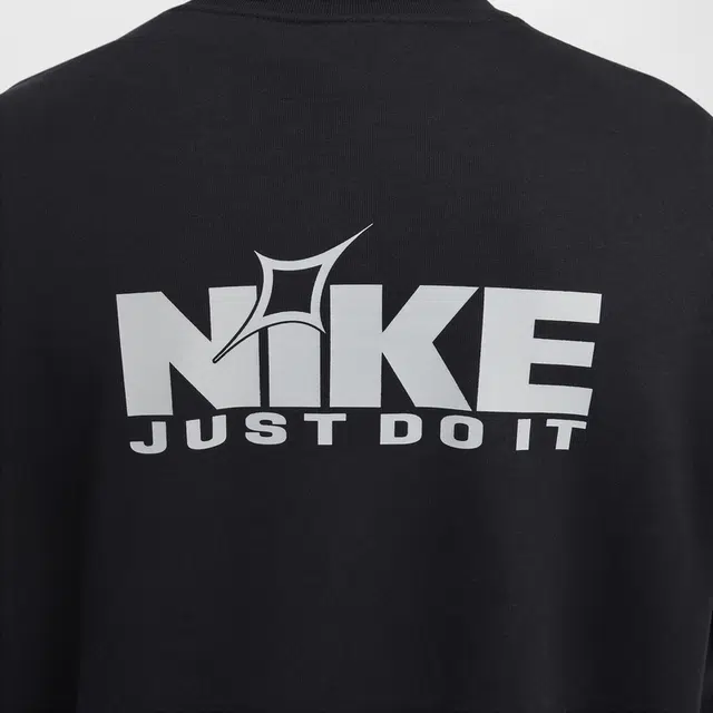 Nike Club OVERSIZE logo