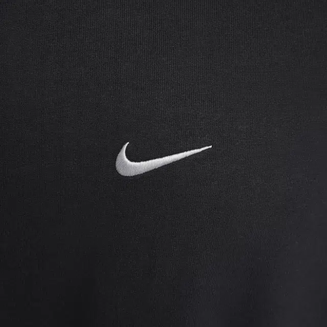 Nike Club OVERSIZE logo