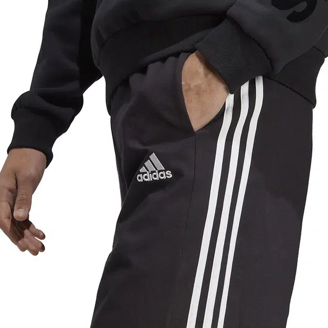 adidas Logo