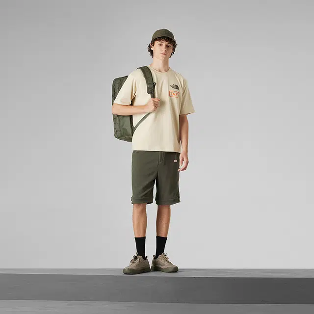 THE NORTH FACE UE T